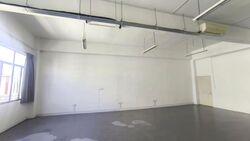 Sin Cheong Building (D20), Factory #575925571